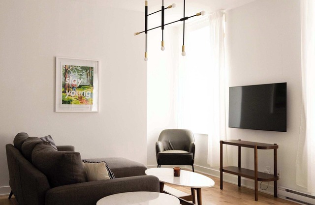 Maison Rasco - Two-bedroom queen size bed suite