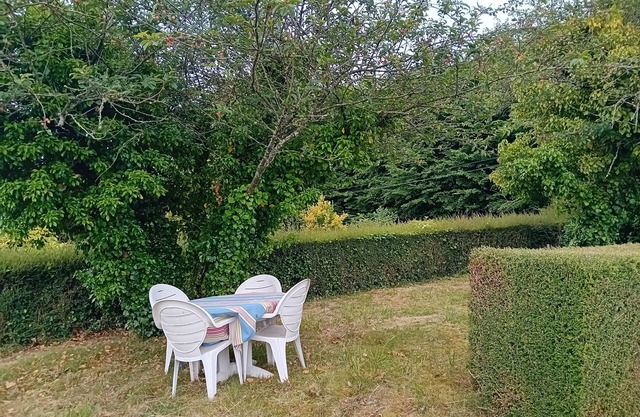 Maisonette 35m2 with garden. Very quiet. 8kms from the beaches.