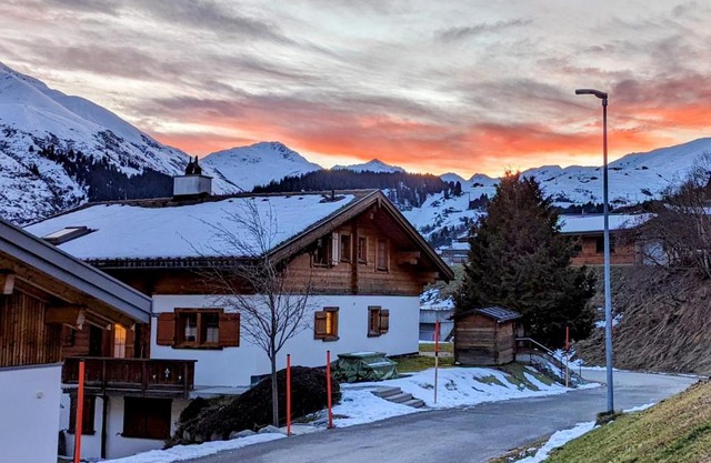 Maisonette-Wohnung in Rueras bei Sedrun - 200m zum Bahnhof - Perfekt für Ski & Ausflüge