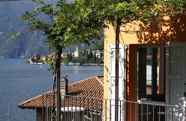 Mamma Ciccia Holiday Home - La Tour Orange Varenna