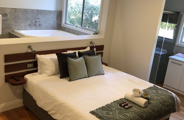 Manuka Retreat