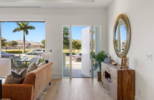 Mark on 8th | 3 bedrooms | 4 bathrooms | golf simulator