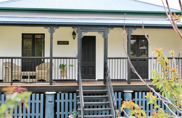 Marlay View Cottage. Luxurious, modern, spacious.
