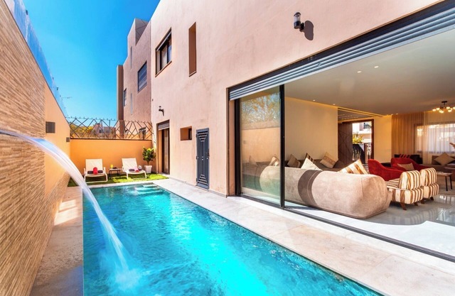 Marvelous 4 suites villa with swimming pool in Marrakech