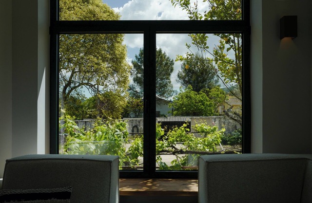 Marvelous 4-bedroom luxury Mountain Villa with private pool and garden