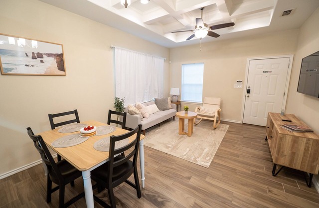 Marvelous Pet Friendly Comfortable Townhome with Private Terrace!