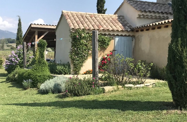 Mas de Charme en Provence Avec Piscine, au Pied du Ventoux