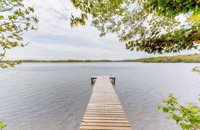 Mashpee Heaven Lake front