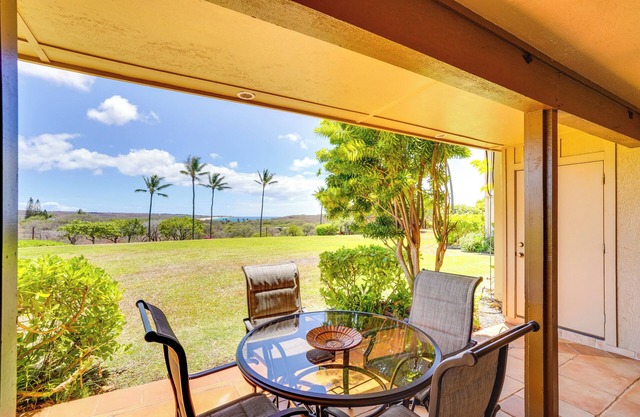Maunaloa Vacation Rental - Walk to Kepuhi Beach!