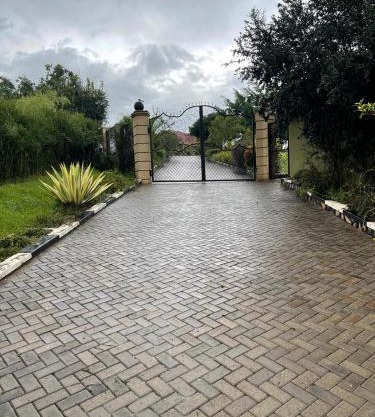 Mbibo Farmhouse