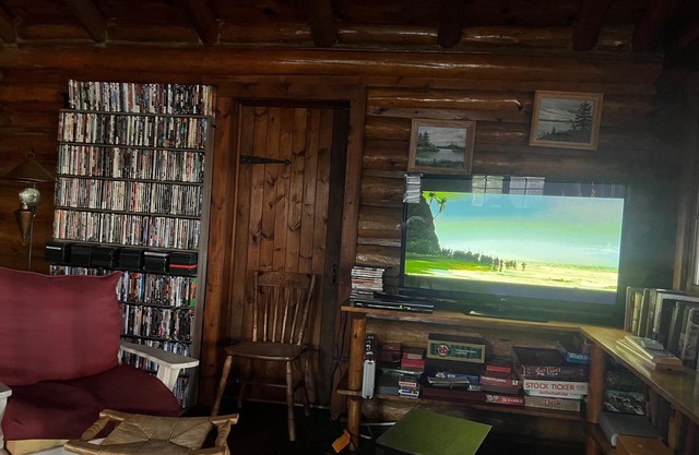 McGregor Bay Heritage Log Lodge Pet Friendly