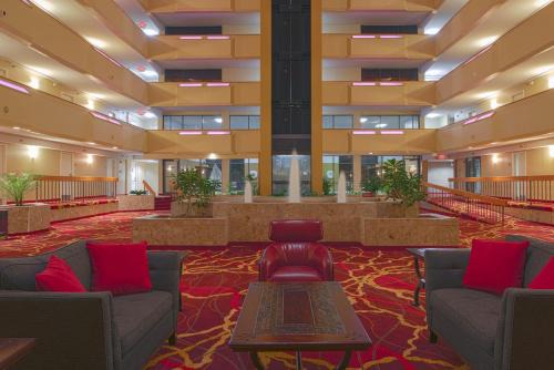 MCM Elegante Hotel & Suites Lubbock