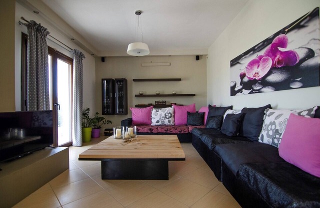 MENTAS COUNTRY VILLA