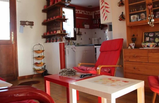 Merlimont Plage: Pretty little house with enclosed garden