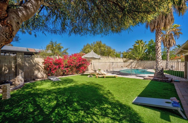 Mesa Property with Diving Pool!