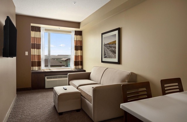 Microtel Inn & Suites By Wyndham Whitecourt