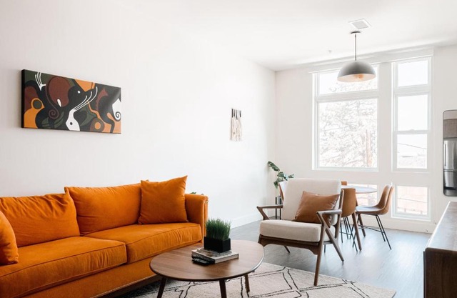 Mid Century Loft - Great View - Espadin LoHi