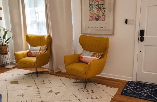 Mid-term, open-floor home full of natural light. 10 min from the River District.