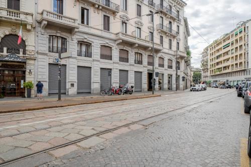 Milano Magenta Long Let Apts