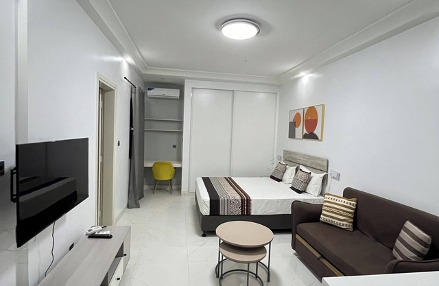 Mini studio moderne, calme et sécurisé avec kitchenette