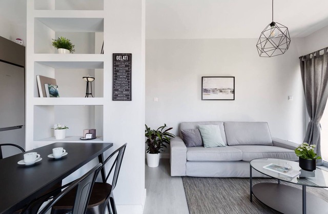 Minimal 2BD Apartment with Lycabettus view
