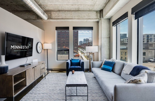 MINNeSTAY* Sable 207 | One Bedroom