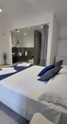 Miramare rooms b&b