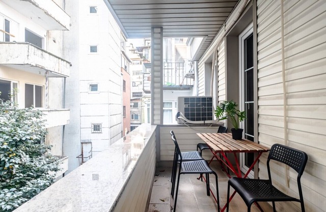 Missafir Exclusive Flat with Balcony in Nisantasi