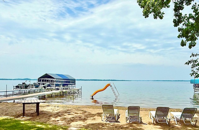 MN cabin escape. 2 cabins on exclusive DL shore