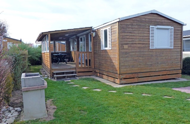 MOBIL-HOME IN GRANCAMP MAISY IN CALVADOS IN NORMANDY