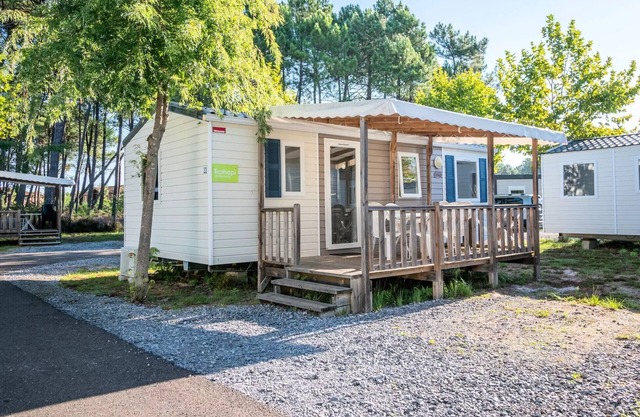Mobile-home | Comfort | 3 Bedrooms | 6 sleeps | Raised terrace | A/C