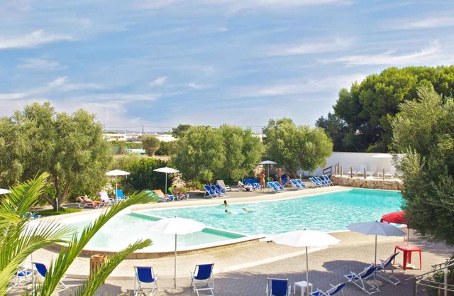 Mobilehome mit Terrasse und Pool