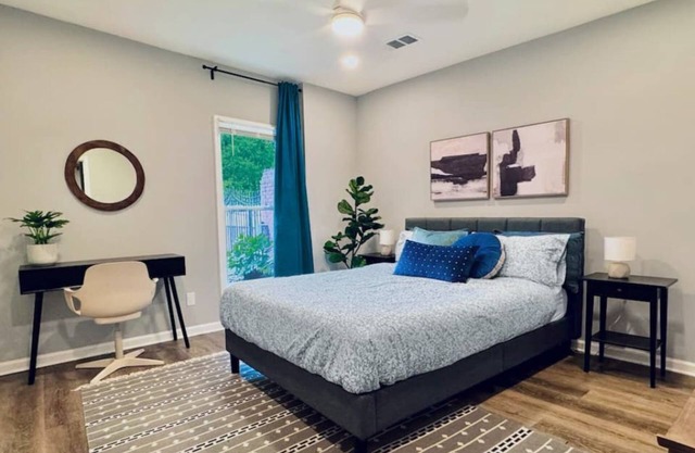 Modern 1 BR Retreat: Next to Beltline, Ponce, Keurig