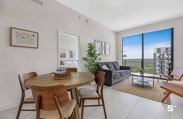 Modern 1BR in Downtown Doral | Free Parking and Wellness Amenities