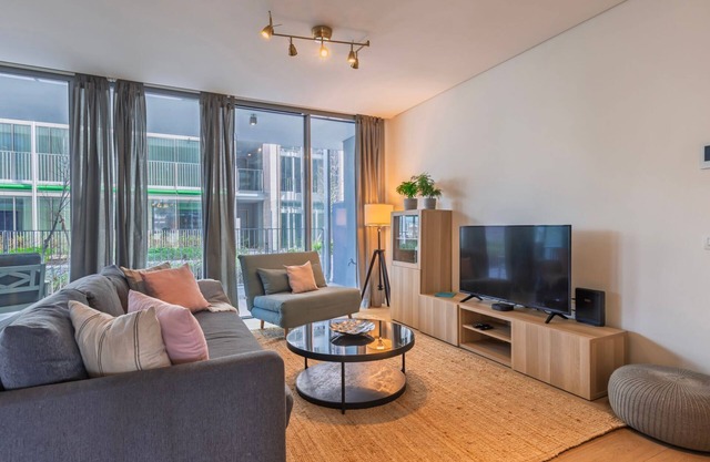 Modern 2BDR Apartment w/Garage by LovelyStay