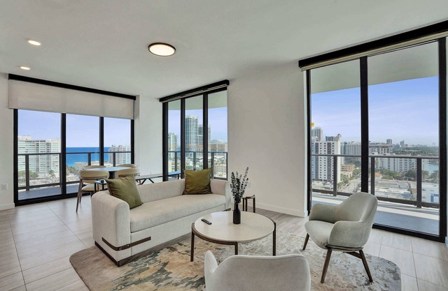 Modern 2BR/2 BA with Ocean Views | Prime Miami Beach Stay