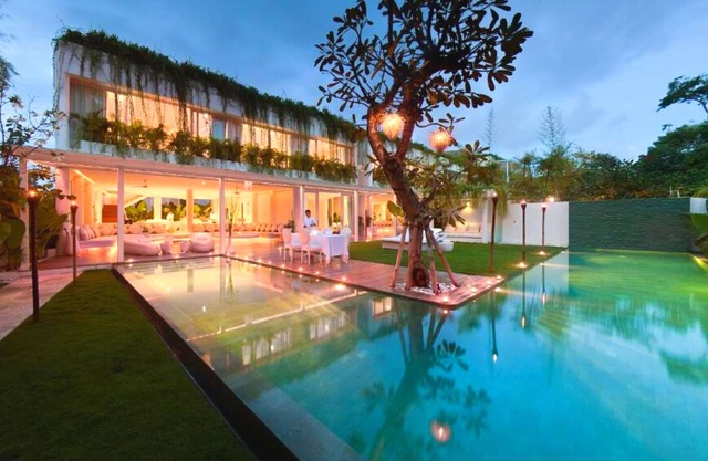 Modern 3 Bedroom Private Pool Villa at The Sea #Z9
