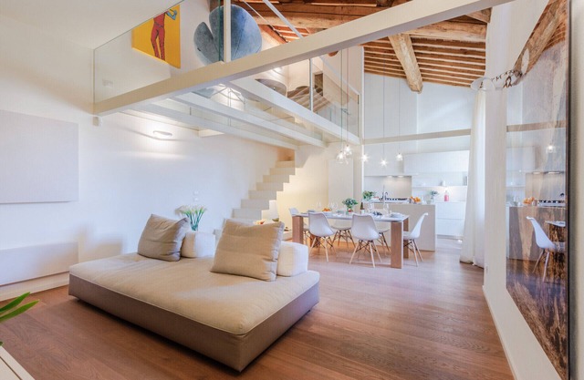 Modern 3 Bedrooms Apartment with Elevator
