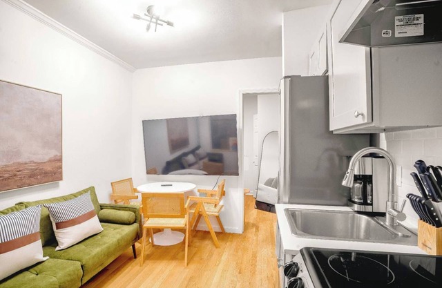 Modern 3BR/2BA in the Heart of the Lower East Side