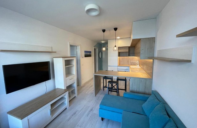 Modern and quiet apartment with air conditioning and private parking