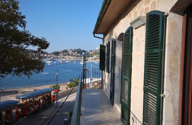 Modern apartment on the first line of the Port de Sóller