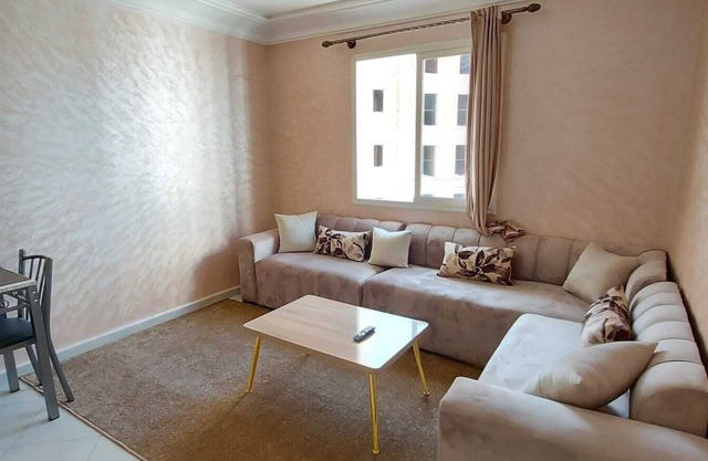 Modern apartment 15 minutes walk from the ocean