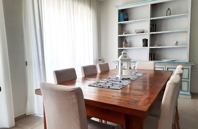Modern apartment in the center 5 minutes walk from the sea!