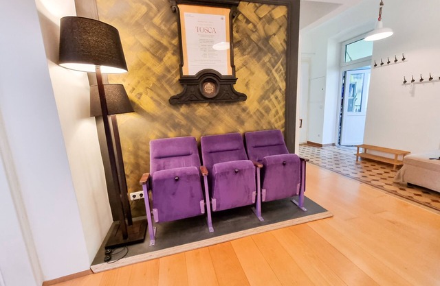 Modern apartment with large balcony 110m²/free garage