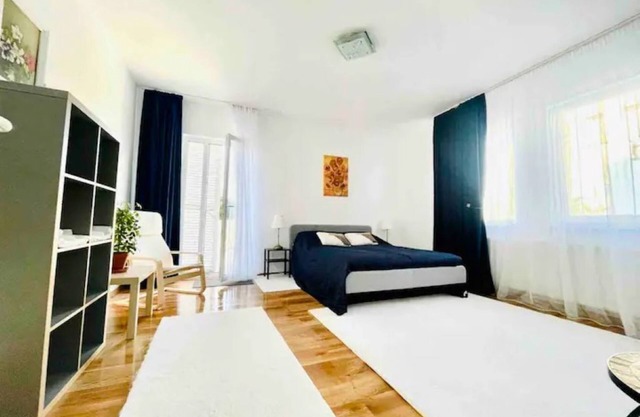 Modern appartment, centraly located in a calm area