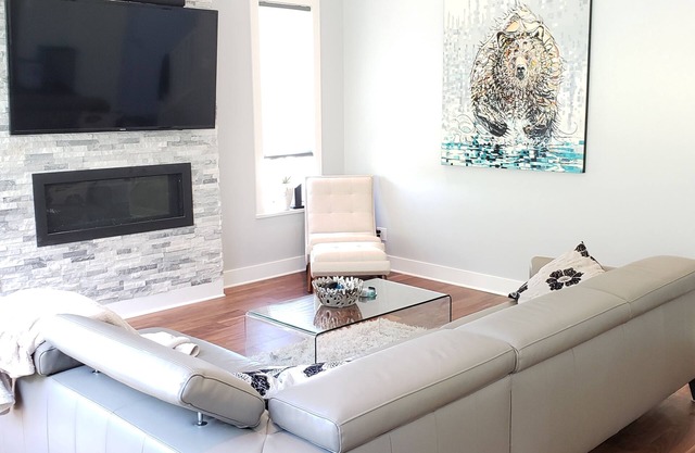 Modern Bear Mountain Getaway