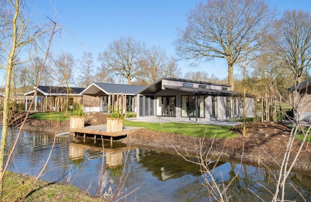 Modern chalet with dishwasher, near a nature reserve