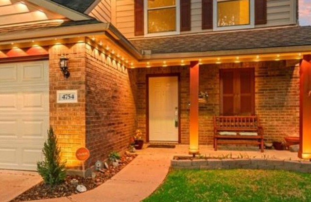 Modern Cozy Retreat in Katy, TX