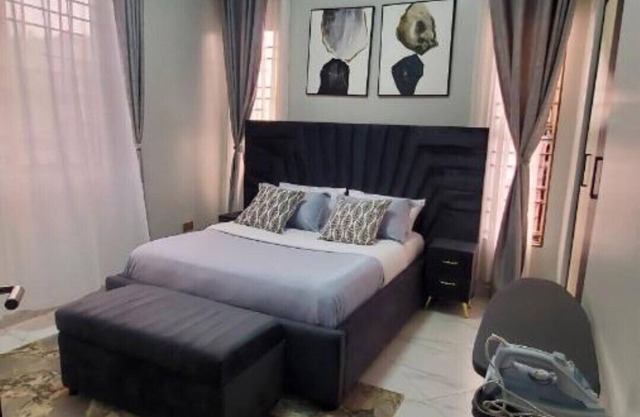Modern Furnished Apartment Buziga-Kampala w/Netflix, unlimited wireless internet