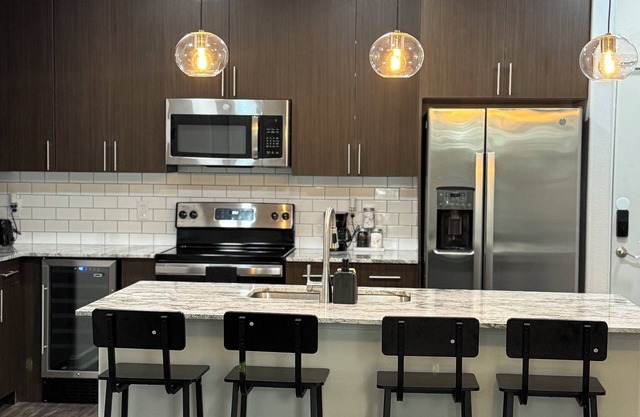 Modern High End Corporate Condo